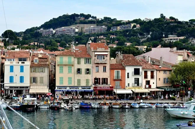 ""'"""""Charming""""'""